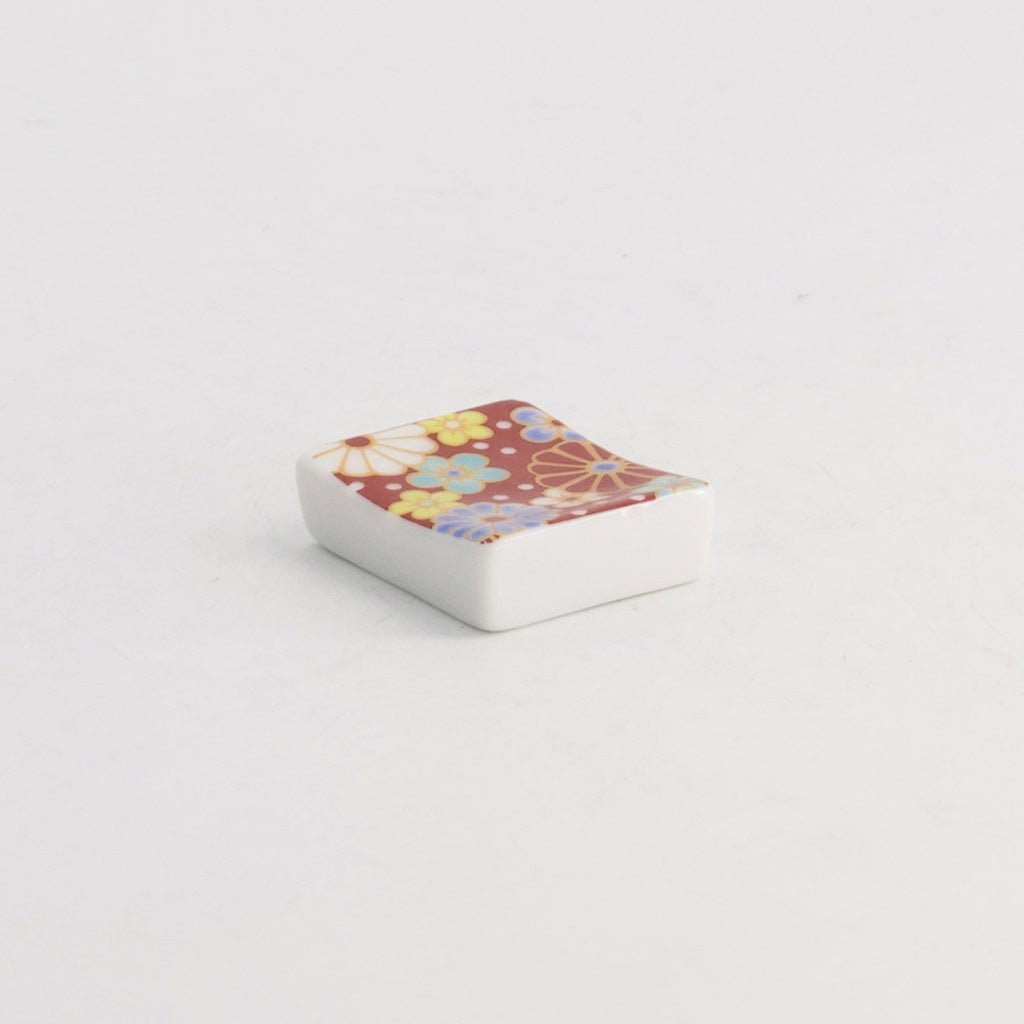 TOKYO DESIGN STUDIO Stäbchenhalter Sakura (Rot / Weiß) - MAOMAO