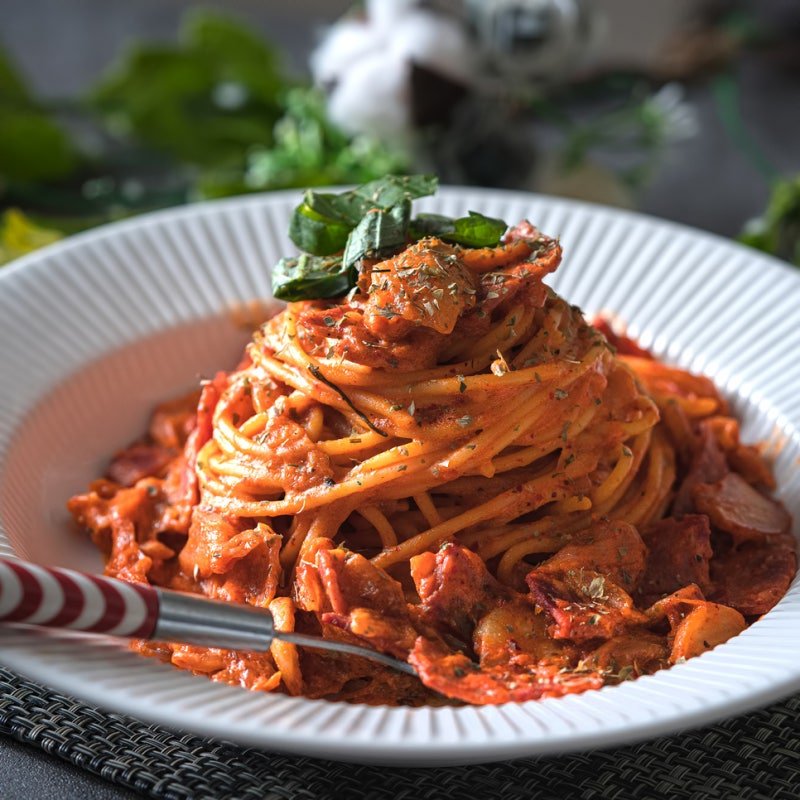 SURASANG Kimchi & Tomaten Pastasoße 640g - MAOMAO